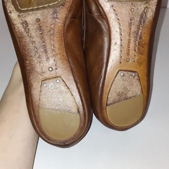 Frye Emma Honeycomb Studded Flats size 8 - Picture 6 of 9